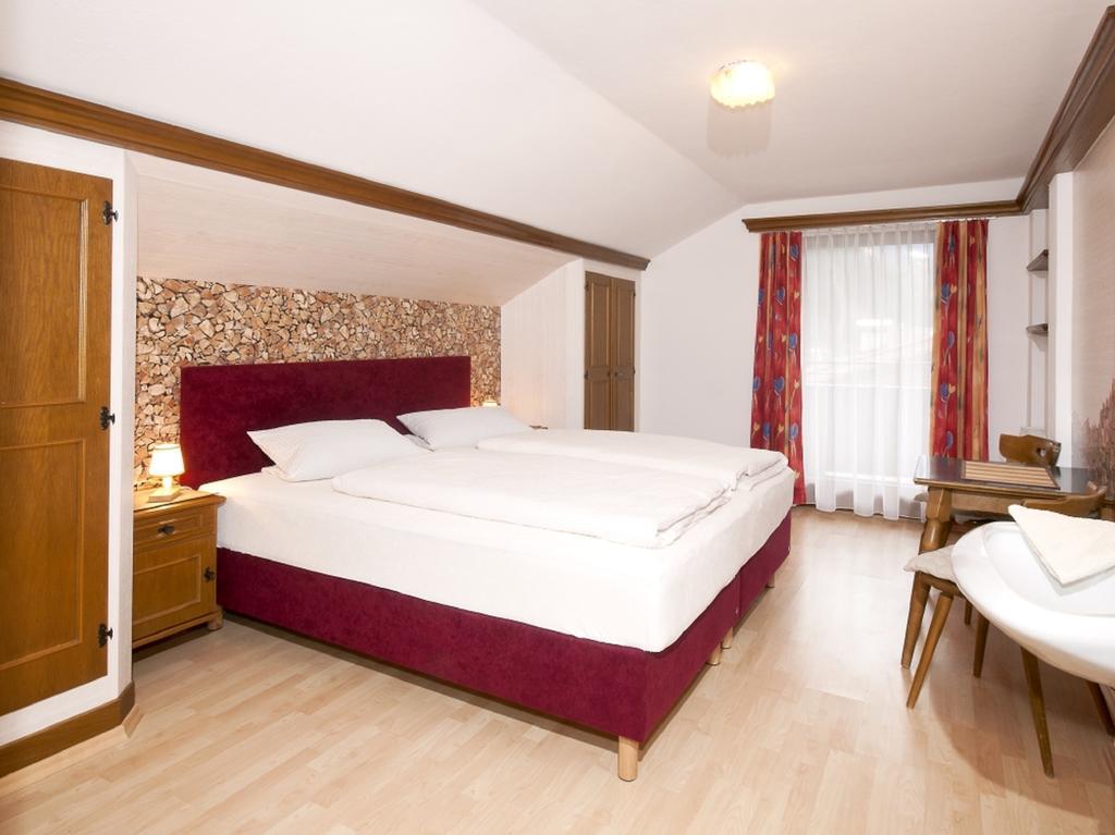 Landhaus Tyrol Mayrhofen Bilik gambar