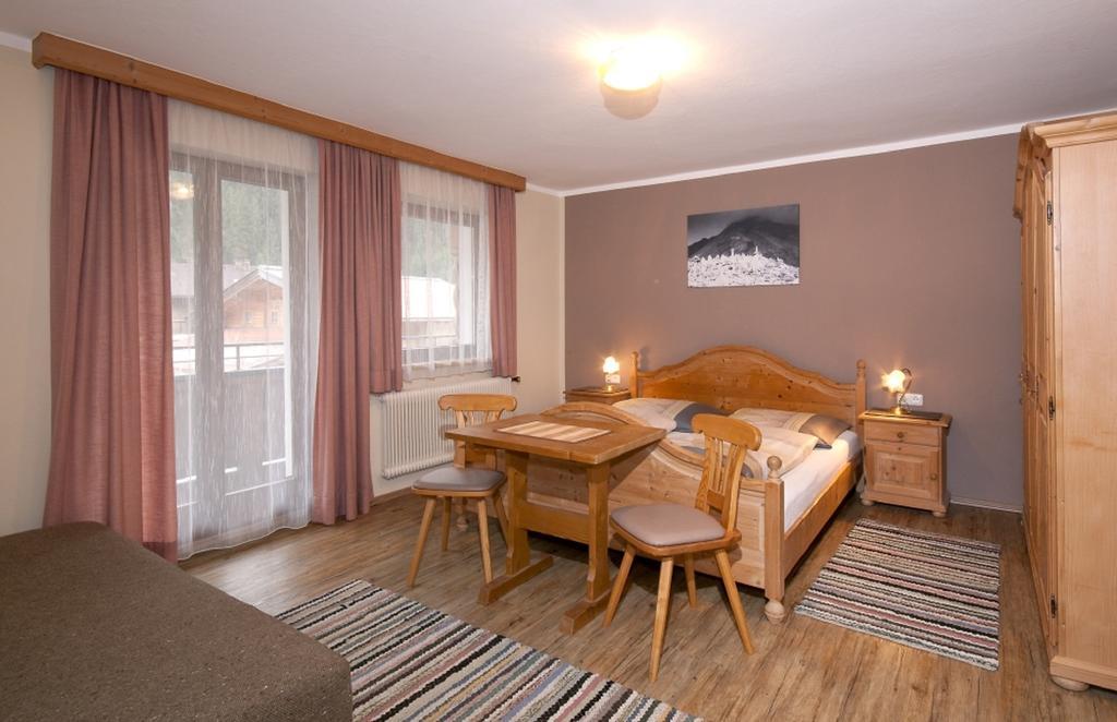 Landhaus Tyrol Mayrhofen Bilik gambar